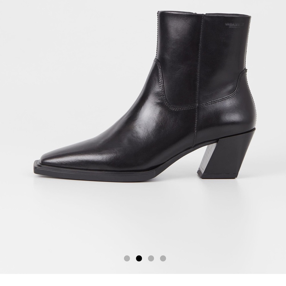 Vagabond - Alina - Women's Black Leather Ankle Boots